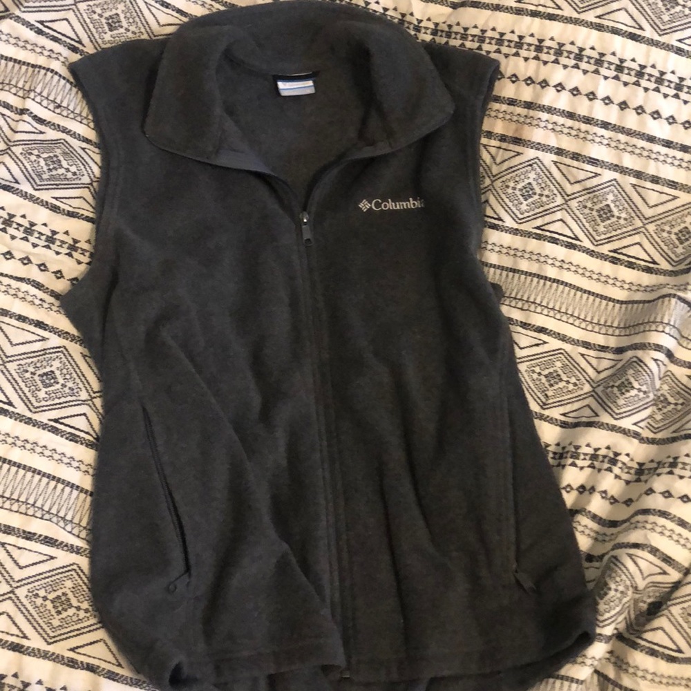 Columbia fleece vest